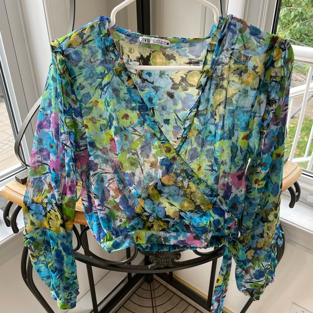Zara colourful floral wrap style ruffled cropped shirt
